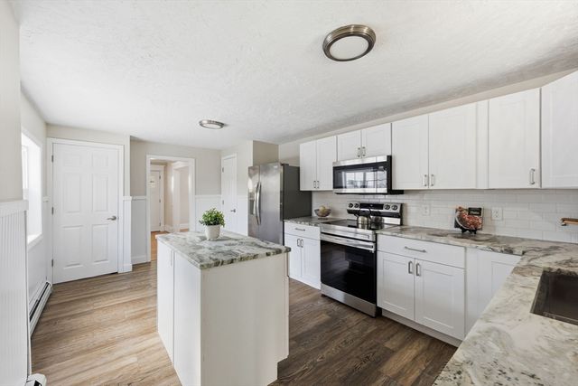 2 Cycle St, Westfield, MA 01085