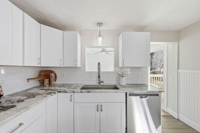 2 Cycle St, Westfield, MA 01085