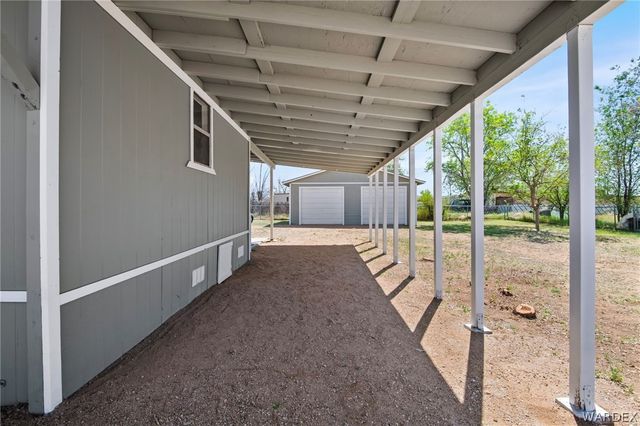3560 E Neal Avenue, Kingman, AZ 86409