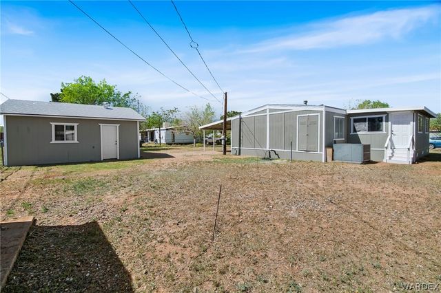 3560 E Neal Avenue, Kingman, AZ 86409