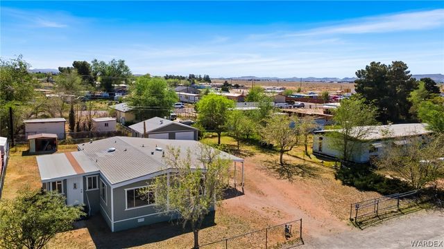 3560 E Neal Avenue, Kingman, AZ 86409