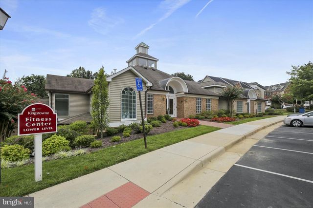 527 N ARMISTEAD ST #T3, Alexandria, VA 22312