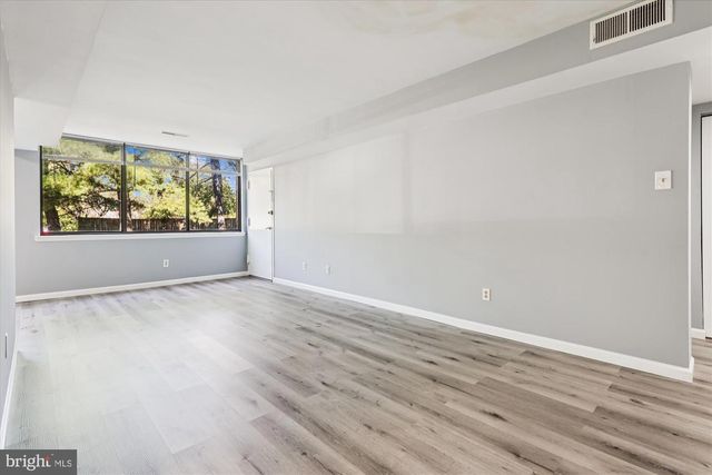 527 N ARMISTEAD ST #T3, Alexandria, VA 22312