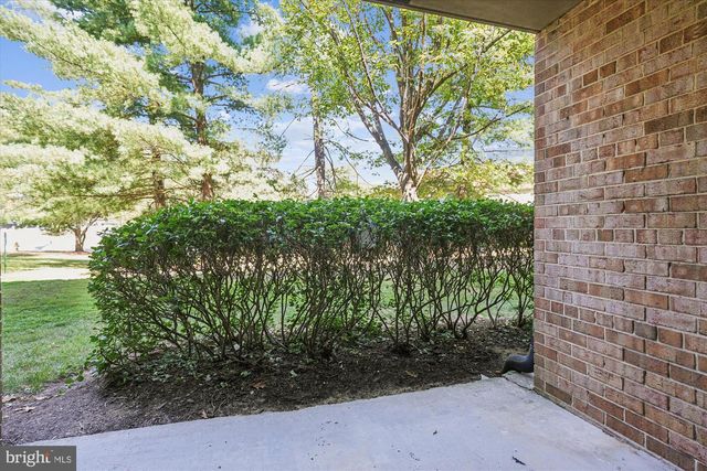 527 N ARMISTEAD ST #T3, Alexandria, VA 22312