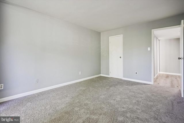 527 N ARMISTEAD ST #T3, Alexandria, VA 22312