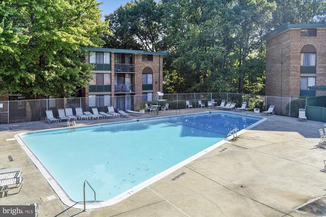 527 N ARMISTEAD ST #T3, Alexandria, VA 22312
