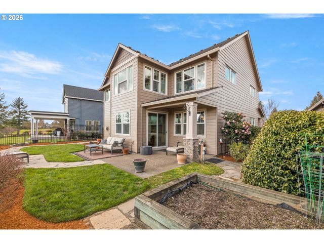 520 TUKWILA Dr, Woodburn, OR 97071