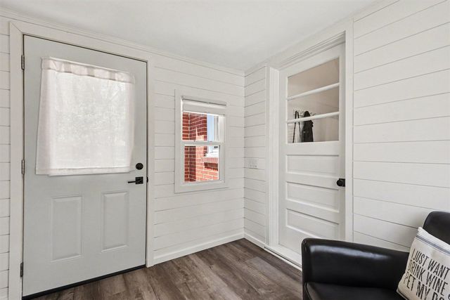 1826 Woodcliff Avenue, Grand Rapids, MI 49506