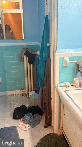 1322 S 57TH ST, Philadelphia, PA 19143