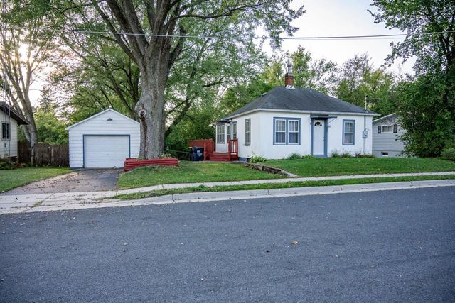 207 Highview Avenue, Mauston, WI 53948