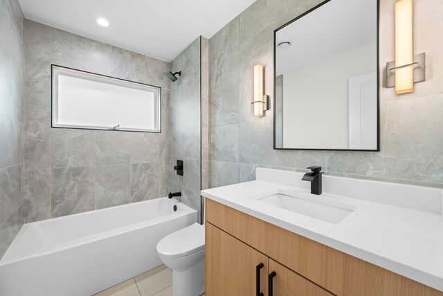 1024 Arbor Lane, Glenview, IL 60025