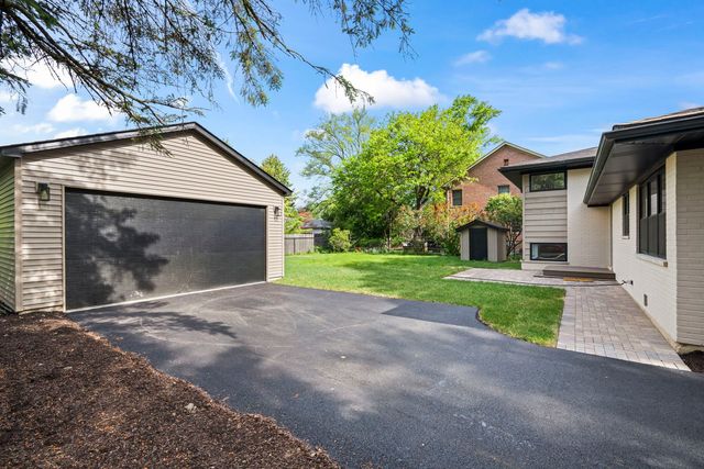 1024 Arbor Lane, Glenview, IL 60025