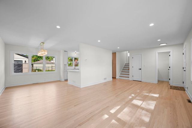 1024 Arbor Lane, Glenview, IL 60025