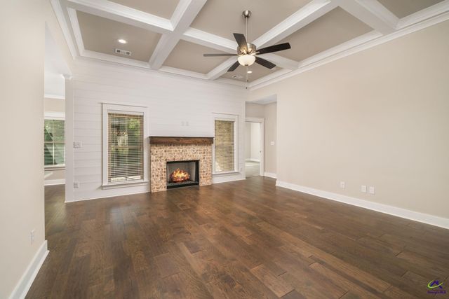 206 Brook Hollow Court, Kathleen, GA 31047