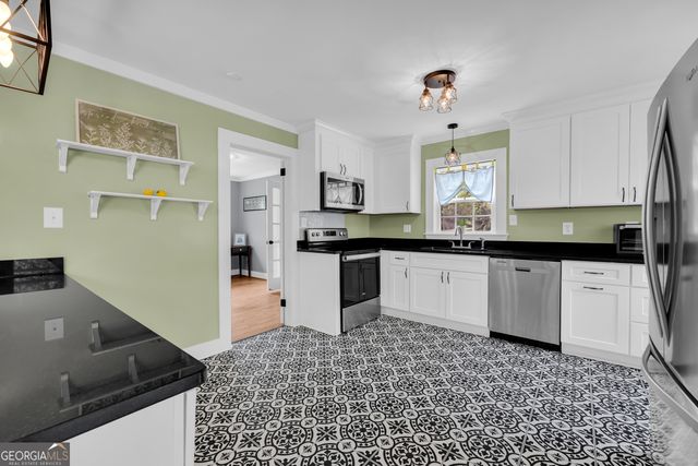 261 Oak Valley Road, Toccoa, GA 30577