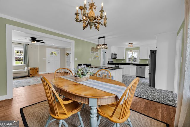 261 Oak Valley Road, Toccoa, GA 30577