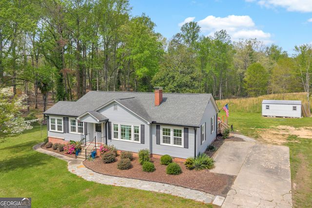261 Oak Valley Road, Toccoa, GA 30577