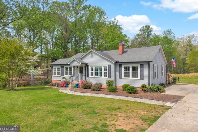 261 Oak Valley Road, Toccoa, GA 30577