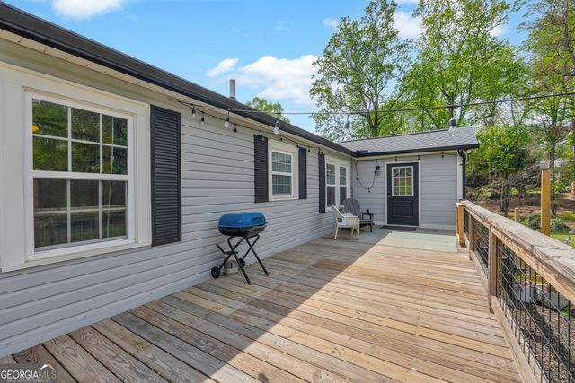 261 Oak Valley Road, Toccoa, GA 30577