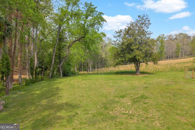 261 Oak Valley Road, Toccoa, GA 30577