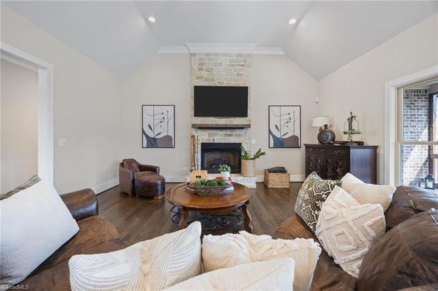 8404 Robert Mohr Court, Greensboro, NC 27455