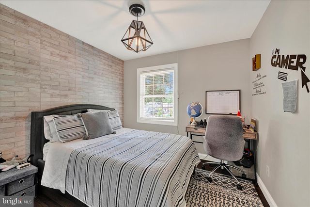 8670 CASTLEMILL CIR, Baltimore, MD 21236