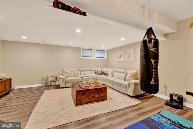 8670 CASTLEMILL CIR, Baltimore, MD 21236