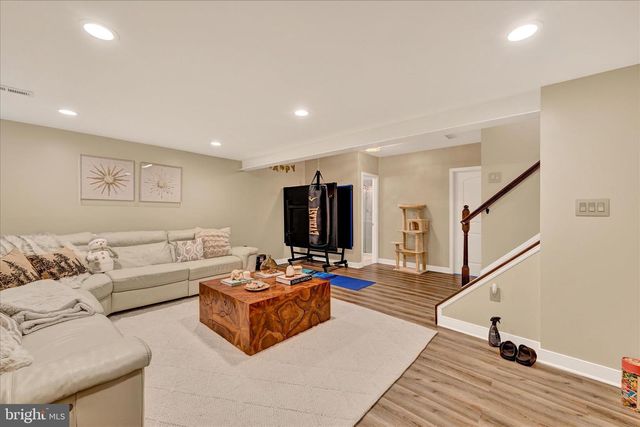 8670 CASTLEMILL CIR, Baltimore, MD 21236