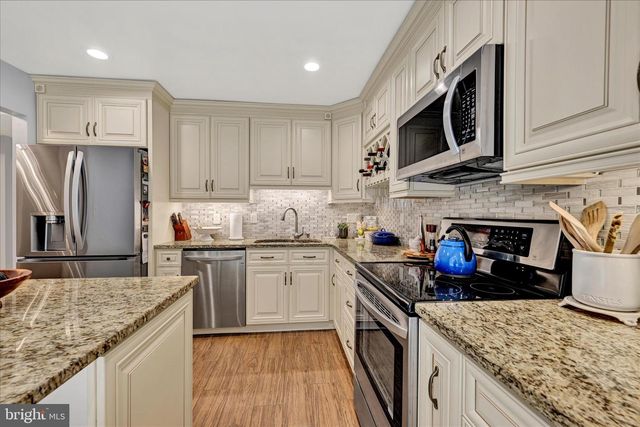 8670 CASTLEMILL CIR, Baltimore, MD 21236