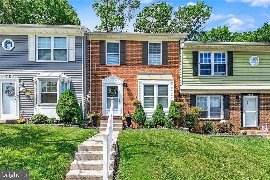 Image 1 of property listing at 8670 CASTLEMILL CIR, Baltimore, MD 21236