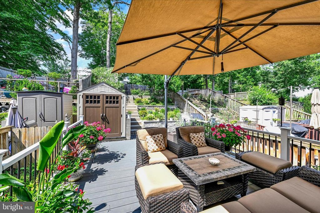 Image 29 of property listing at 8670 CASTLEMILL CIR, Baltimore, MD 21236