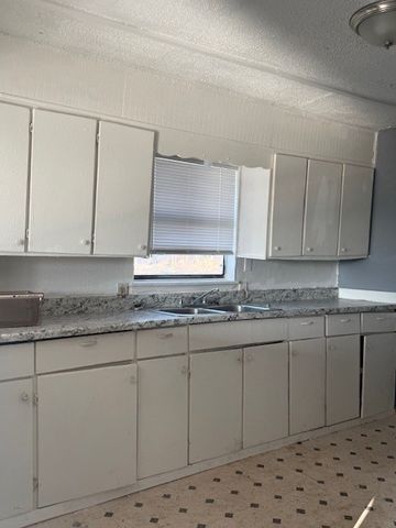 1630 Fitzhugh Avenue, Paris, TX 75460