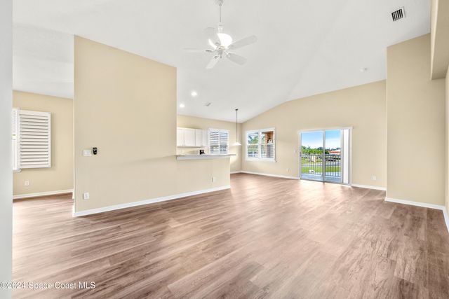 4865 Revenna Court 201, Melbourne, FL 32904