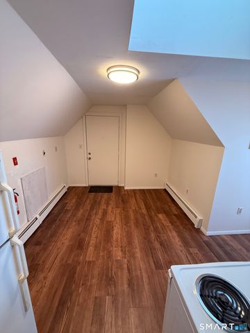 341 Center Street 3, West Haven, CT 06516