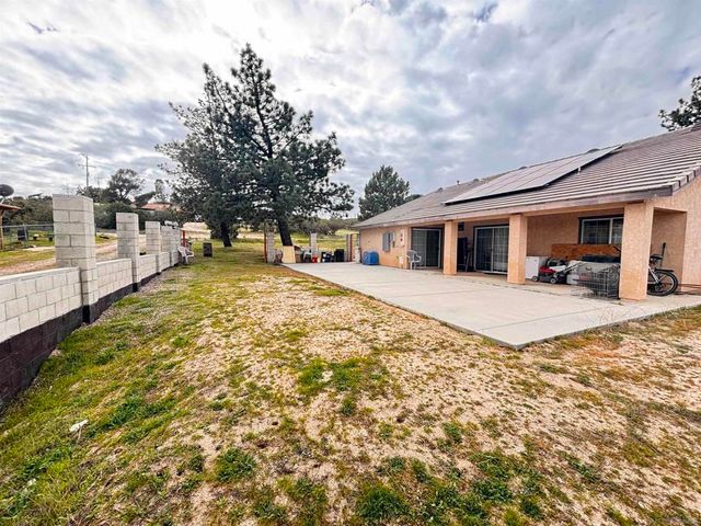 2185 Manzanita Ln, Boulevard, CA 91905