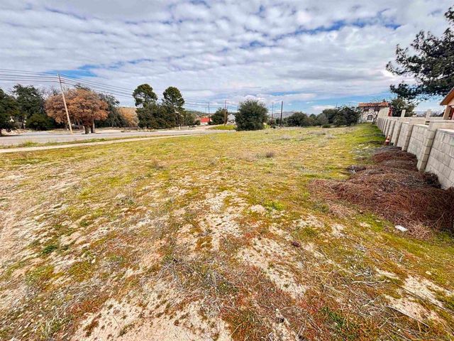 2185 Manzanita Ln, Boulevard, CA 91905