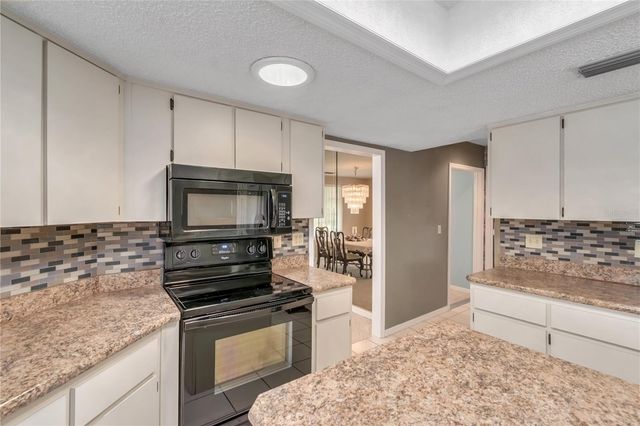 8156 SW 108TH LANE ROAD, Ocala, FL 34481