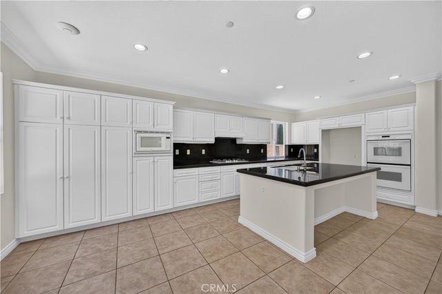 17 Turning Leaf Way, Azusa, CA 91702