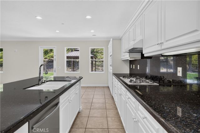 17 Turning Leaf Way, Azusa, CA 91702