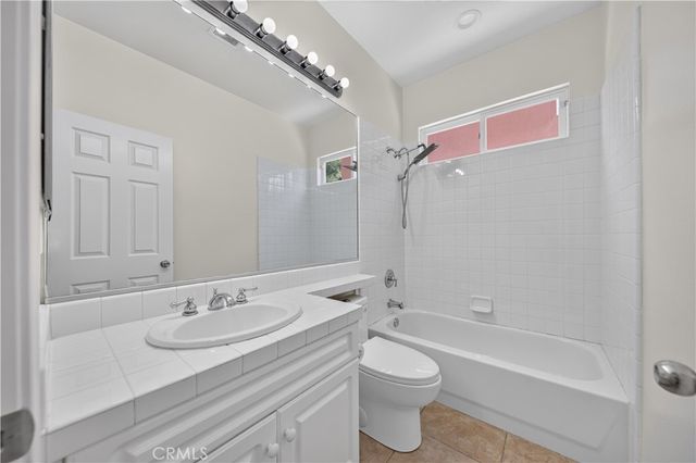 17 Turning Leaf Way, Azusa, CA 91702