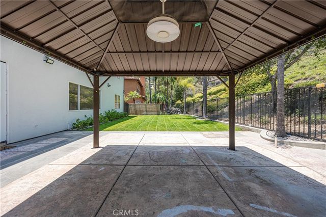 17 Turning Leaf Way, Azusa, CA 91702