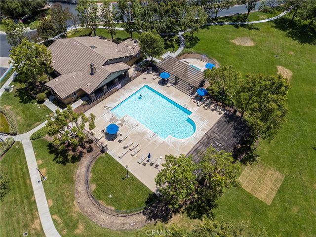 17 Turning Leaf Way, Azusa, CA 91702
