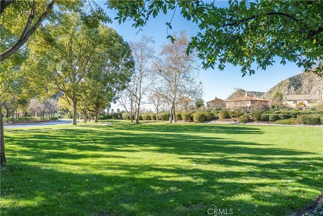 17 Turning Leaf Way, Azusa, CA 91702
