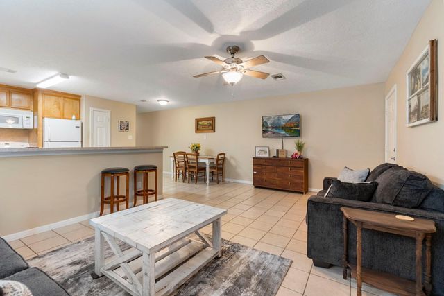 616 Foster Street, Tomball, TX 77375