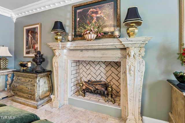 119 Green Valley Lane, Elizabethton, TN 37643