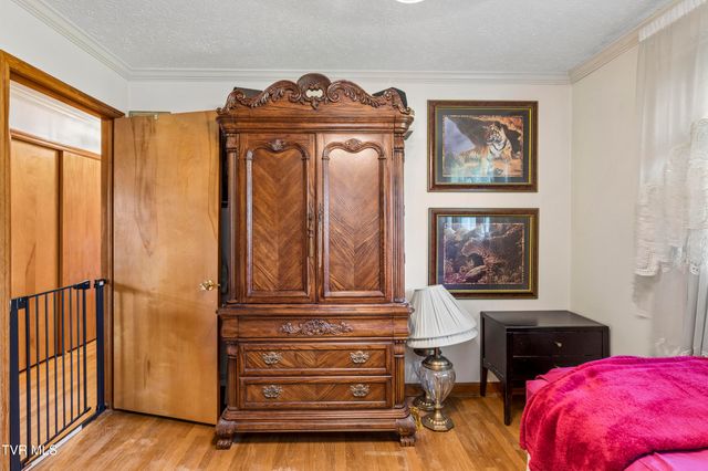 119 Green Valley Lane, Elizabethton, TN 37643