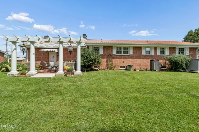 119 Green Valley Lane, Elizabethton, TN 37643