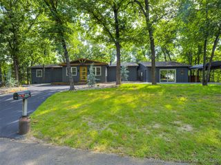32230 S Cherokee Lane, Park Hill, OK 74451