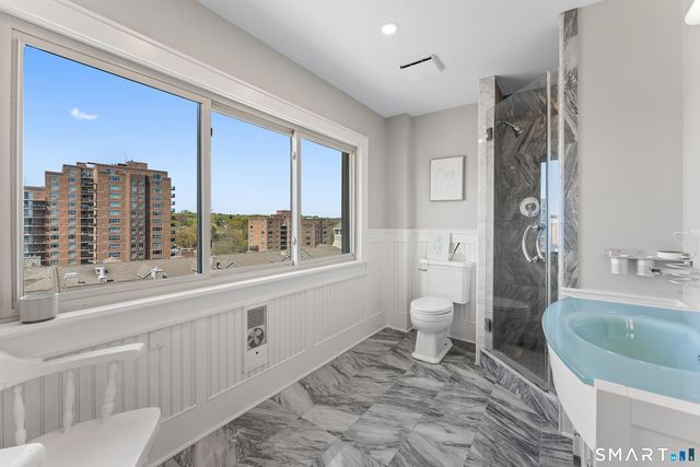 104 North Street 804, Stamford, CT 06902