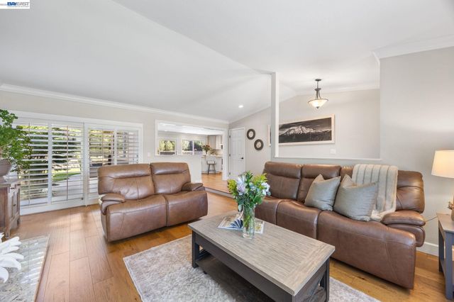 2557 Harewood Dr, Livermore, CA 94551